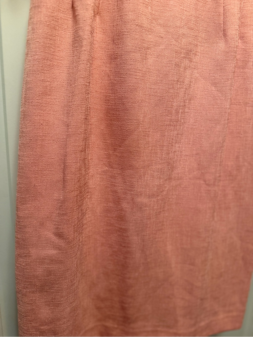 Women's Coral Pink Textured Pencil Skirt - Picture 4 of 7